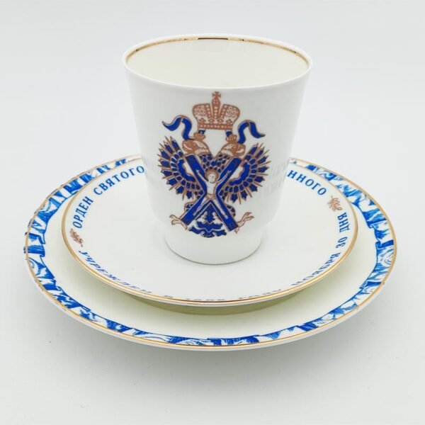 Tasse porcelaine commémorative russe