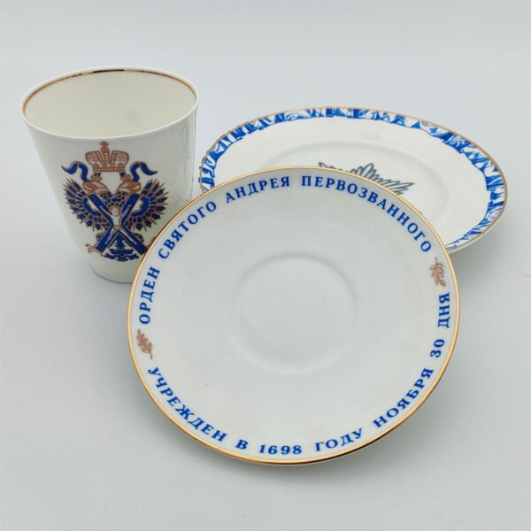 Tasse porcelaine commémorative russe – Image 3